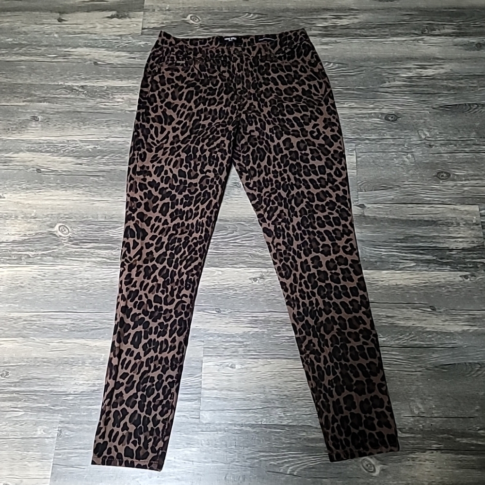 Nine West Cigarette High Rise Skinny Leopard Print Jeans Sz 6 ~ 28" W x 28" Insm